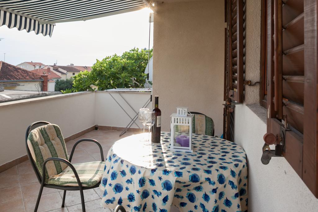 Kornelija 2 Apartment Podgora Room photo